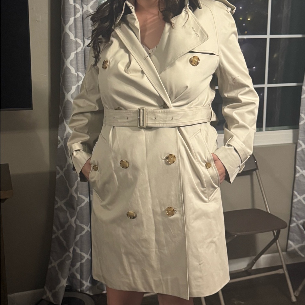 Burberry Classic Cream Trench Coat